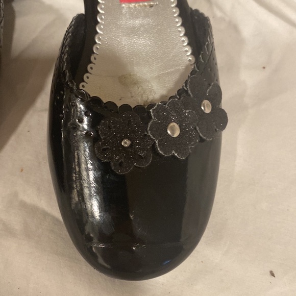 Shoes Black Patent Leather Rachel Buckle Sparkle Glitter Daisies Girls 1 - Picture 2 of 10